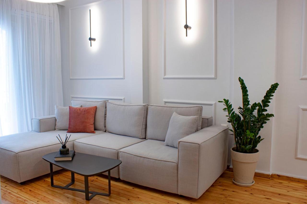 Stylish Modern Classic Apartment 塞萨洛尼基 外观 照片