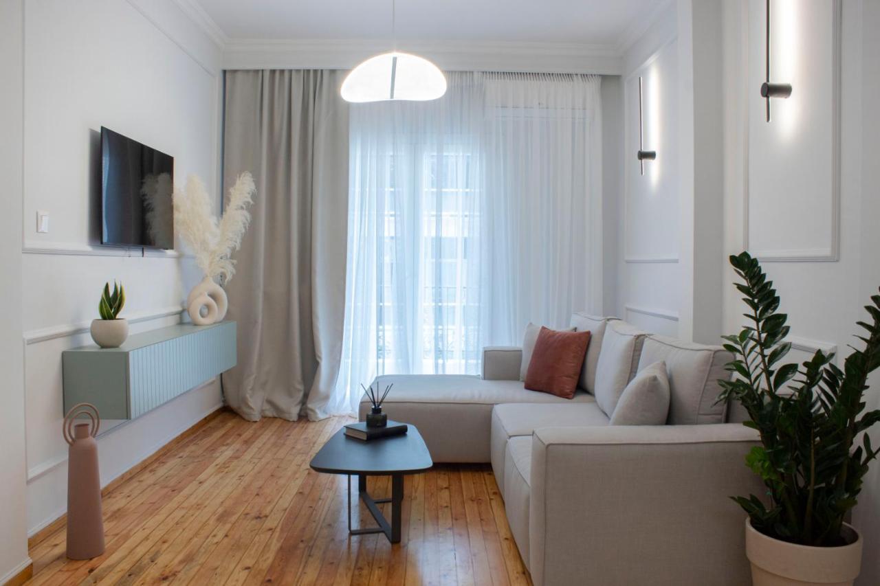 Stylish Modern Classic Apartment 塞萨洛尼基 外观 照片