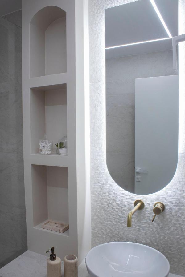 Stylish Modern Classic Apartment 塞萨洛尼基 外观 照片